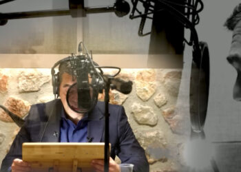 Ο Αλέξης Τσίπρας διαβάζει Τσίπρα: «Ώρα ν’ ακουστεί η δική μου φωνή»