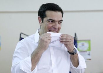 Δημοσκόπηση: Πόσοι εμπιστεύονται τον Αλέξη Τσίπρα μετά την παραίτηση από τον ΣΥΡΙΖΑ;