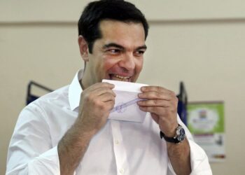 Δημοσκόπηση: Πόσοι εμπιστεύονται τον Αλέξη Τσίπρα μετά την παραίτηση από τον ΣΥΡΙΖΑ;