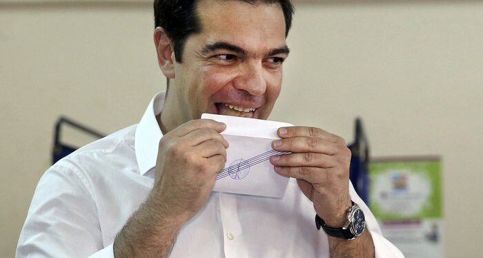 Δημοσκόπηση: Πόσοι εμπιστεύονται τον Αλέξη Τσίπρα μετά την παραίτηση από τον ΣΥΡΙΖΑ;