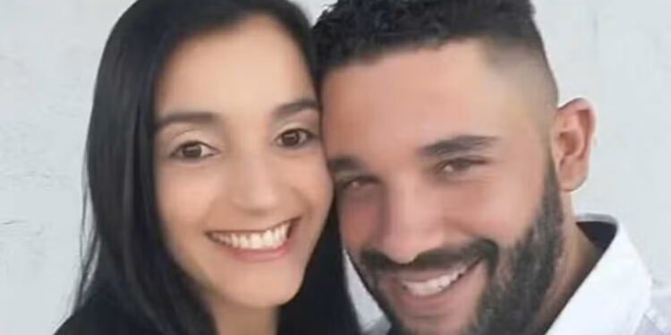 Alldaynews.gr Mαχαίρωσε την σύντροφό του μέχρι θανάτου επειδή του δάγκωσε το δάχτυλο ενώ πάνω στην πράξη