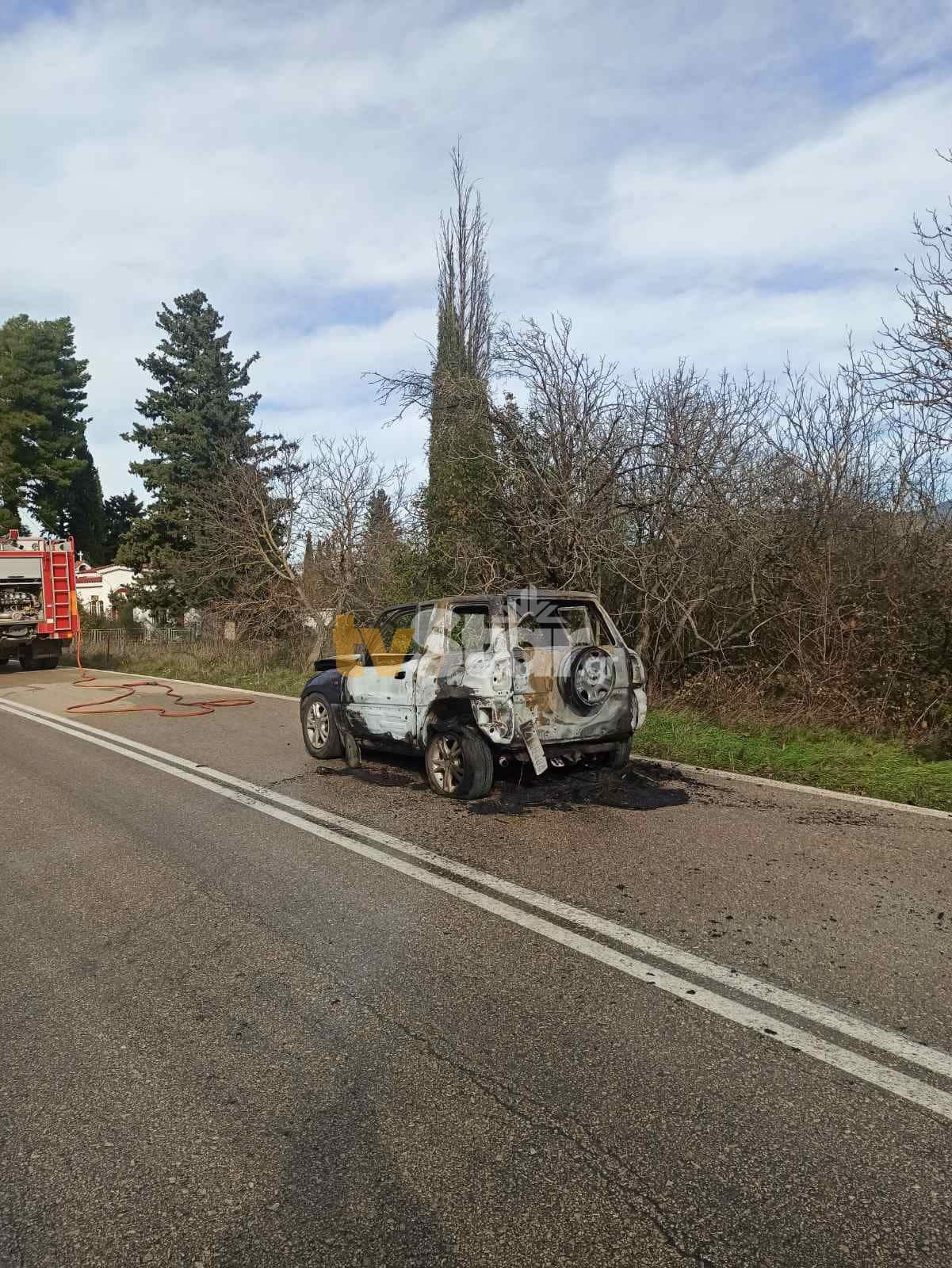 Τραγωδία: Κάηκε μέσα στο αυτοκίνητό του ενώ την ίδια ώρα καιγόταν και το σπίτι του 1 202512161205061157