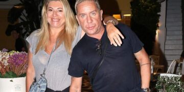 Alldaynews.gr Χριστίνα Πολίτη: Η δημόσια στήριξή της στον Γιώργο Μαζωνάκη πριν την πρεμιέρα του – «Καλλιτεχνάρα»