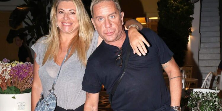 Alldaynews.gr Χριστίνα Πολίτη: Η δημόσια στήριξή της στον Γιώργο Μαζωνάκη πριν την πρεμιέρα του – «Καλλιτεχνάρα»