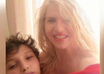 «Ξαφνικά υπάρχει μία καινούργια ζωή» συγκλονίζει η μητέρα του 18χρονου Μάριου που έκανε μεταμόσχευση ήπατος στην Ιταλία