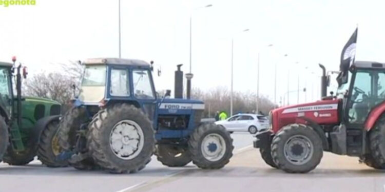 Alldaynews.gr «Οδύσσεια» το ταξίδι Αθήνα – Θεσσαλονίκη για τους οδηγούς: Λόγω των μπλόκων μπορεί να φτάσει τις 8 ώρες