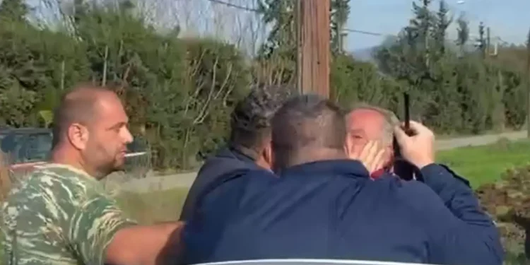 Alldaynews.gr Θεσσαλονίκη: Αγρότης πιάστηκε στα χέρια με αστυνομικό – Ένταση και «γαλλικά»