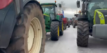 Alldaynews.gr «Σκληραίνουν» τη στάση τους οι αγρότες – Προαναγγέλλουν νέες κινητοποιήσεις από Δευτέρα – Επ’ αόριστον αποκλεισμός του αεροδρομίου Ηρακλείου