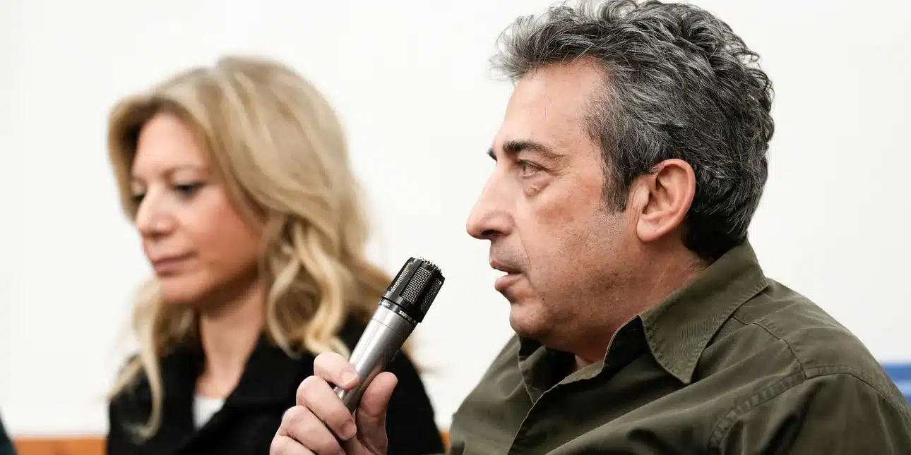 Παύλος Ασλανίδης: «Αν η Καρυστιανού θέλει να κάνει κόμμα, να παραιτηθεί από πρόεδρος του Συλλόγου Τεμπών» 1 aslanidis karystianou 1.jpg