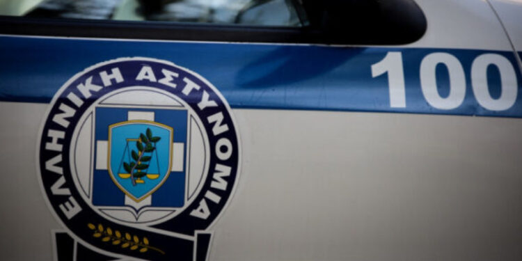 Συνελήφθη επ’ αυτοφώρω 48χρονος που έκλεβε ελαιόλαδο και μέλι από υπόγεια πολυκατοικιών