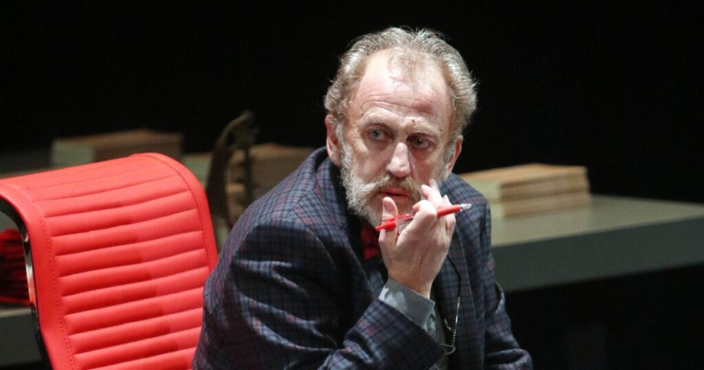 Γιώργος Καπουτζίδης