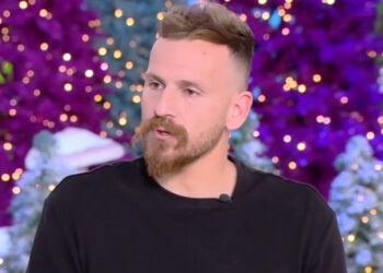 Συγκλονίζει ο νικητής της Φάρμας: «Κατάλαβα ότι πέθανε ο πατέρας μου και δεν μου το έλεγαν»