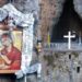 Alldaynews.gr Παναγία του Βράχου: Το μυστηριώδες εκκλησάκι που είναι σφηνωμένο στο βουνό και αναβλύζει αγίασμα