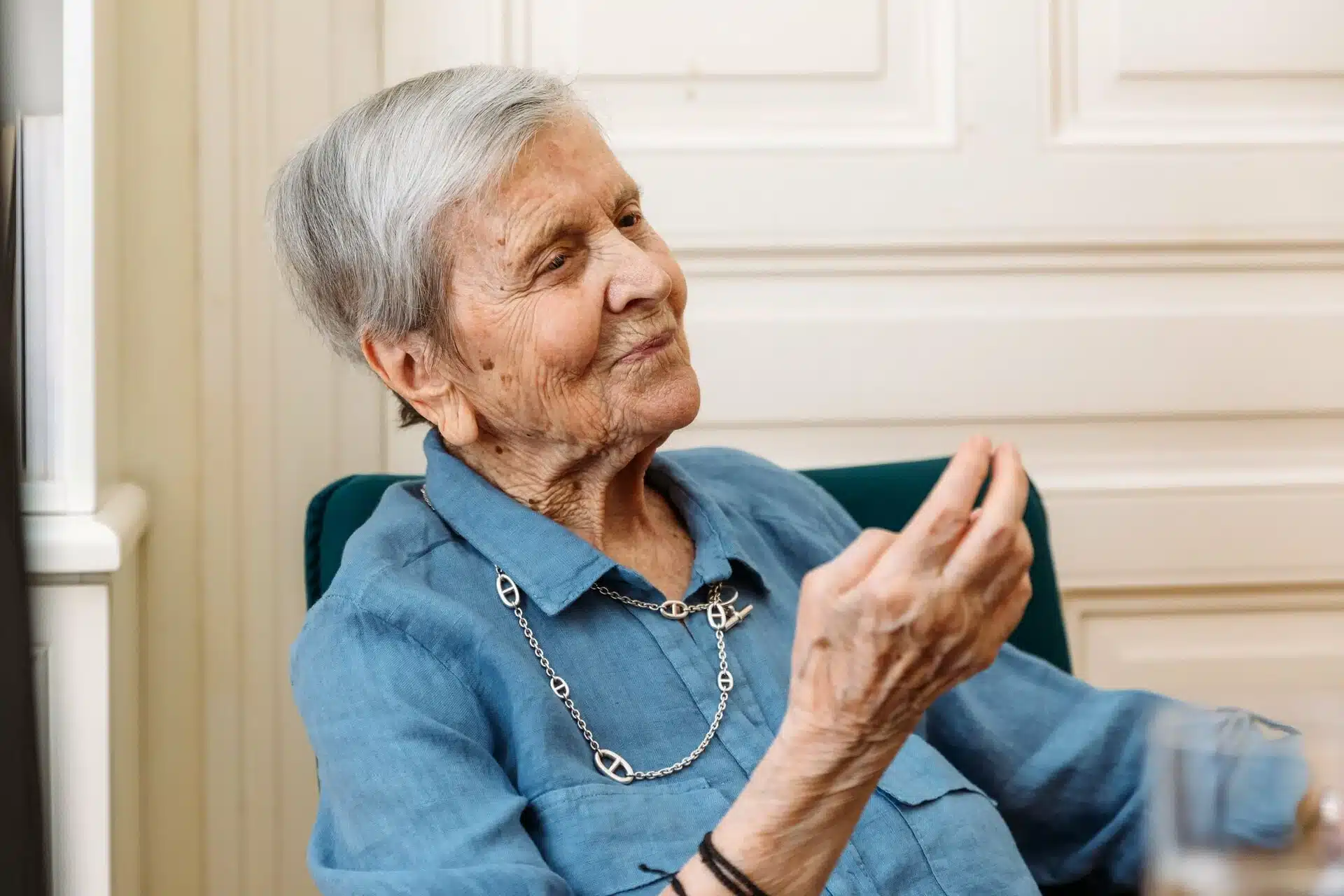 Ελένη Αρβελέρ: «Η Ελλάδα κινδυνεύει από τους Έλληνες που ξέχασαν να είναι Έλληνες» 1 eleni glykatzi arveler lifo 1