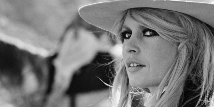 Μπριζίτ Μπαρντό: Η εγκυμοσύνη – εφιάλτης, το παιδί που έβλεπε ως «καρκίνωμα» και η ανύπαρκτη σχέση με τον γιο της