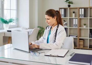 Ιατρός Εργασίας: Πώς μια σωστή υπηρεσία ωφελεί πραγματικά την επιχείρηση — και ποια κριτήρια να κοιτάξετε