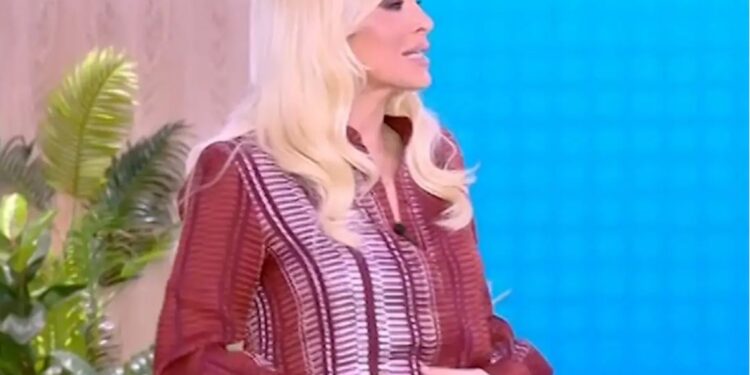 Alldaynews.gr Ναταλία Γερμανού για Κατερίνα Καινούργιου: «Ήταν όνειρο όλης της Ελλάδας να την δει μαμά»