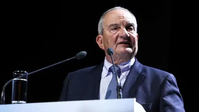 Μήνυμα Καραμανλή για τους αγρότες: «Ο αγροτικός κόσμος δεν θα επιβιώσει χωρίς άμεσο σχέδιο – Οφείλουμε να είμαστε ιδιαίτερα δεκτικοί» (video)