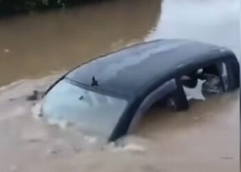 Εγκλωβισμένοι άνθρωποι στη Λακωνία και δρόμοι «ποτάμια» στην Εύβοια από την κακοκαιρία Byron – Προβλήματα σε όλη την Ελλάδα