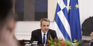 Μητσοτάκης σε αγρότες: «Δεν υποκύπτουμε σε εκβιασμούς – Τον πρώτο λόγο για την απελευθέρωση των δρόμων τον έχει η Τροχαία»