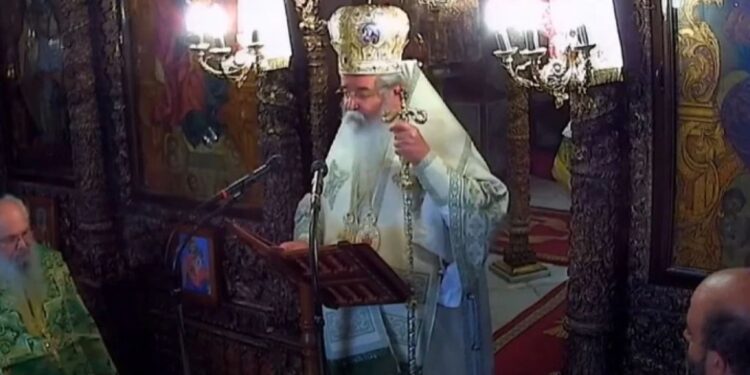 Κήρυγμα Μητροπολίτη Κοζάνης: «Όλοι κυκλοφορούν με ένα σκυλί πια – Εκεί κατήντησε η Ελλάδα»