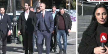 ΕΚΤΑΚΤΟ: ΑΘΩΟΣ ο Άρης Μουγκοπέτρος – Τι είπε ο ίδιος μετά την απόφαση έξω από το δικαστήριο (video)