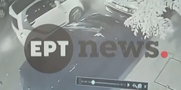 Alldaynews.gr Η στιγμή που αυτοκίνητο χτυπά 17χρονο και τον εγκαταλείπει αιμόφυρτο στην άσφαλτο – Αυτό είναι το αυτοκίνητο που τον παρέσυρε (video)