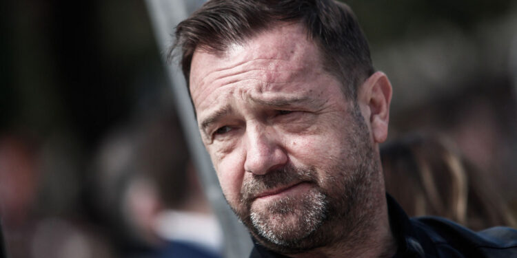 Alldaynews.gr Νίκος Πλακιάς για Καρυστιανού: «Από εδώ και πέρα θα κρίνεται ως πολιτικός και όχι ως συγγενής»