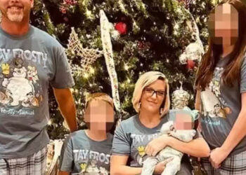 Alldaynews.gr Οικογενειακή τραγωδία: 47χρονος σκότωσε τη σύζυγό του, πυροβόλησε την κόρη του και αυτοκτόνησε – Του ζήτησε να αλλάξει κανάλι στην τηλεόραση