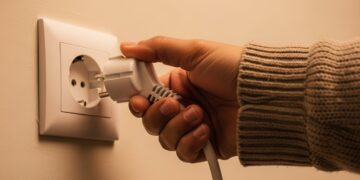 Alldaynews.gr Η συσκευή που «καίει» το περισσότερο ρεύμα στο σπίτι