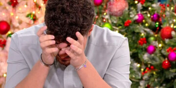 Ο Στέφανος Παπαδόπουλος έβαλε τα κλάματα on air: «Ο Γιώργος Μαζωνάκης να έρθει να με κοιτάξει στα μάτια – Μέχρι την τελευταία στιγμή ζήταγε μην του κάνω μήνυση»