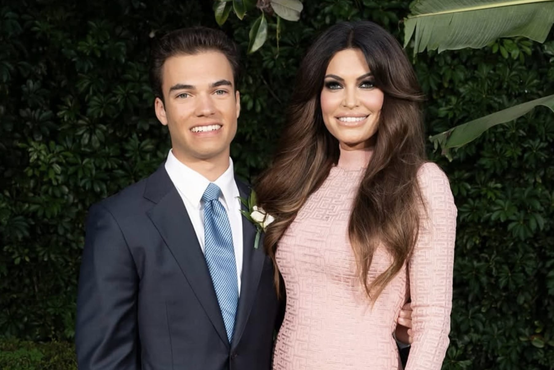 Μοιάζει 40αρα αλλά είναι...: Αυτή είναι η πραγματική ηλικία και καταγωγή της καλλονής Κίμπερλι Γκιλφόιλ 3 stigmiotypo othonis 2025 11 14 00.50.19