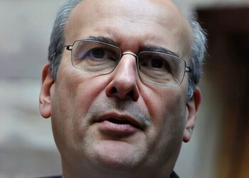 Alldaynews.gr Χατζηδάκης για αγροτικό: «Δεν αντιμετωπίζεται με τελεσίγραφα η κατάσταση – Το να στρέφεται μια κοινωνική ομάδα εναντίον άλλων, δεν οδηγεί πουθενά»