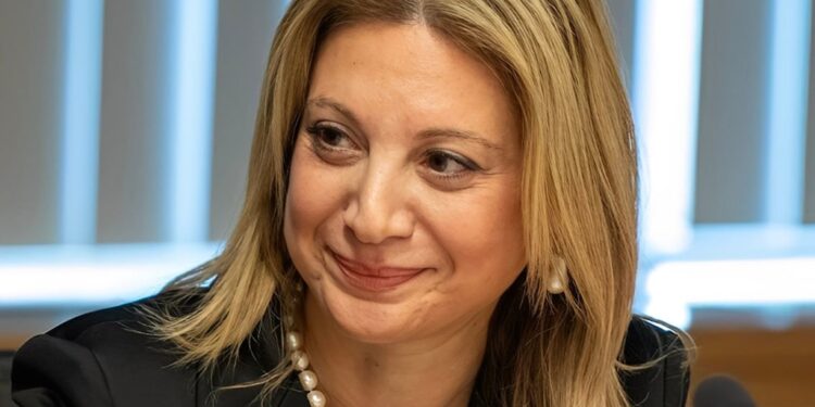 Καρυστιανού: «Το κίνημα οργανώνεται – Έχουμε επιτροπή “σοφών” για τη σωτηρία της χώρας»