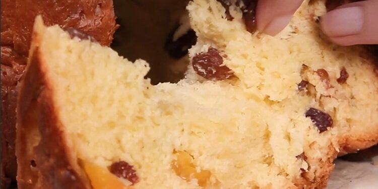 Alldaynews.gr Χριστουγεννιάτικη τραγωδία: Έφαγε πανετόνε και πέθανε