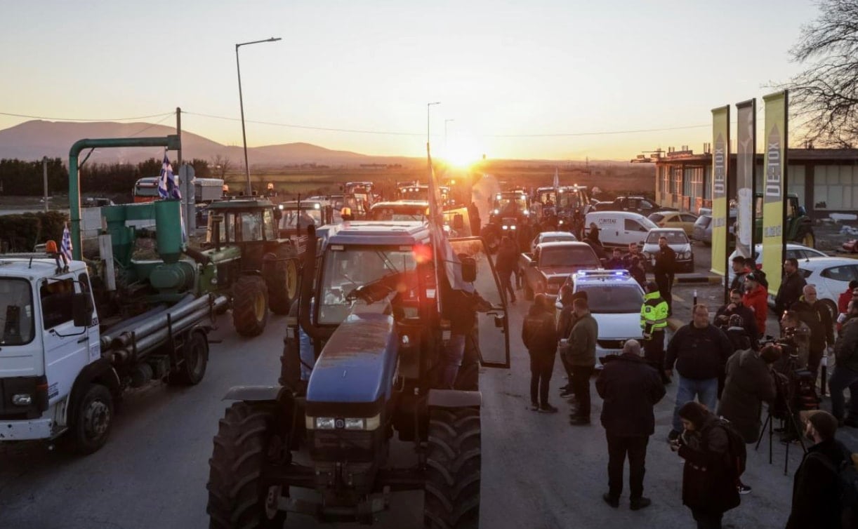 «Βόμβα» από τους αγρότες – Μαθεύτηκε τι ετοιμάζουν - Τρέμει η κυβέρνηση 4 stigmiotypo othonis 2025 12 30 22.40.01