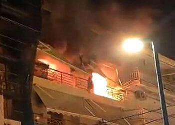 Σε τραγωδία κατέληξε η φωτιά στην Τούμπα: Πέθανε η γυναίκα που νοσηλευόταν – Εξιτήριο πήραν τα τρίδυμα