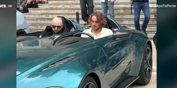 Alldaynews.gr Στέφανος Τσιτσιπάς: Ψάχνουν αν διαθέτει δίπλωμα οδήγησης – Δεν έχει ελληνικό