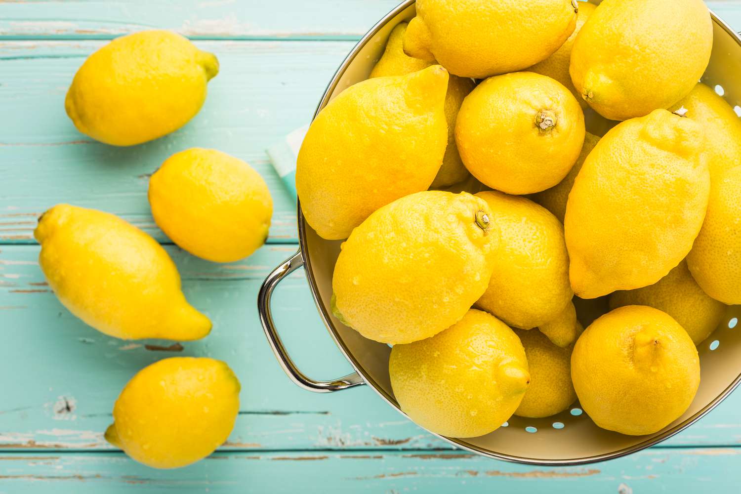 ways to use lemon around the house lead getty 0823 7c6c904ee7374abeb2cb257e8d398b91