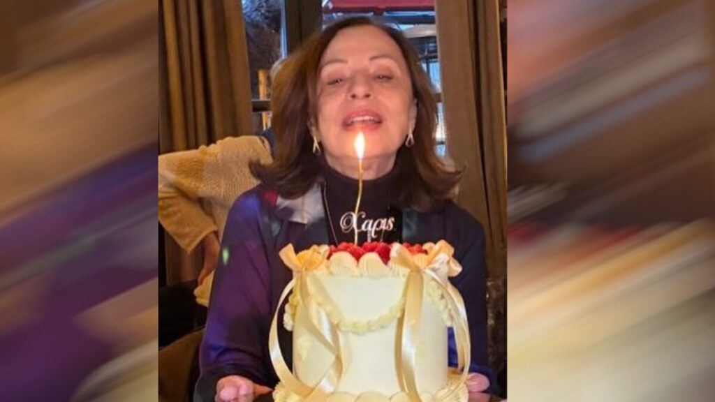 Χάρις Αλεξίου