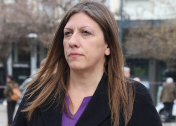 Η Ζωή Κωνσταντοπούλου έκλεισε το τηλέφωνο στη Σίσσυ Χρηστίδου: «Το θεωρώ πολύ άγριο να υφίσταμαι επίθεση on air»