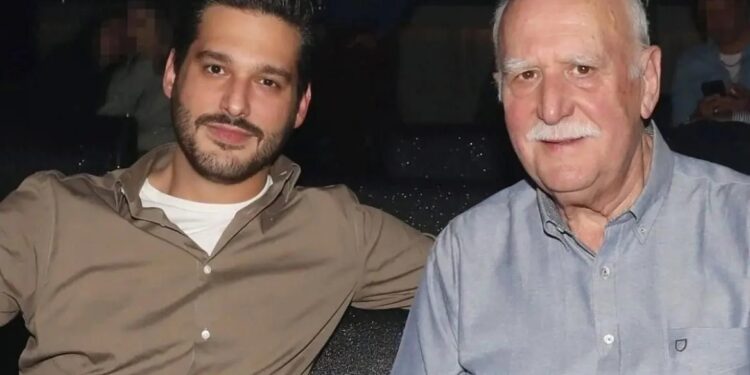 Παπαδάκης με τον γιο του Φοίβο