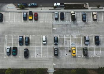 Διπλασιάζονται οι τιμές στη Βουλγαρία λόγω ευρώ: To πάρκινγκ από 5 λεβ, πηγαίνει στα €5