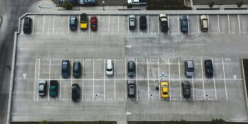 Διπλασιάζονται οι τιμές στη Βουλγαρία στην «υποδοχή» του ευρώ: To πάρκινγκ από 5 λεβ, πηγαίνει στα €5 – Dnews