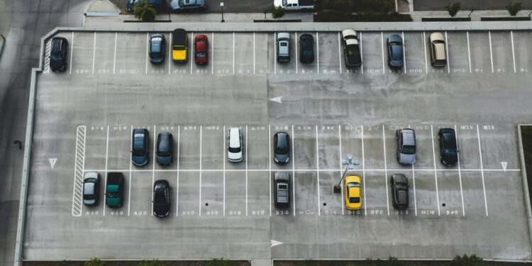 Διπλασιάζονται οι τιμές στη Βουλγαρία στην «υποδοχή» του ευρώ: To πάρκινγκ από 5 λεβ, πηγαίνει στα €5 – Dnews