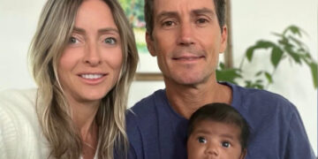 Σοκαριστική ανακάλυψη: Ζευγάρι έκανε εξωσωματική αλλά γέννησε παιδί που δεν είναι βιολογικά δικό του