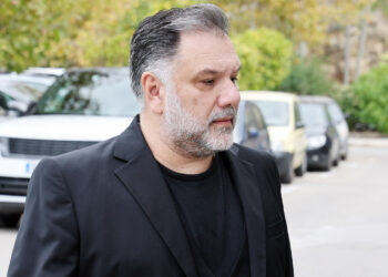 Alldaynews.gr «Μαμά αυτό ήταν, τέλειωσε» – Πέθανε η μητέρα του Γρηγόρη Αρναούτογλου – Τα συγκινητικά του λόγια (video)