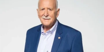 Alldaynews.gr ΕΚΤΑΚΤΟ: Πέθανε ο Γιώργος Παπαδάκης – Τα πρώτα βήματα στη δημοσιογραφία και το «Καλημέρα Ελλάδα»