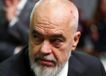 Έντι Ράμα: «Οι Έλληνες υποτιμούν τους άλλους και νομίζουν ότι είναι άμεσοι κληρονόμοι του Πλάτωνα και του Αριστοτέλη, δεν είναι»