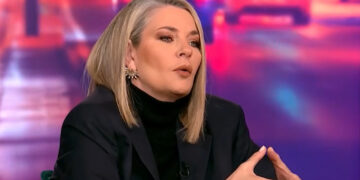 Ελισάβετ Μουτάφη για τον υιοθετημένο γιο της: Το ξέρει ότι δεν είμαι η βιολογική του μητέρα – Λέει μόνος του «εγώ είμαι μαύρος»